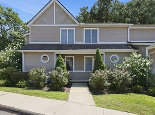 61 Abbey Memorial Dr APT 172, Chicopee, MA 01020