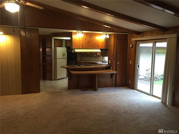 5th image of 7420 40th Ct NE