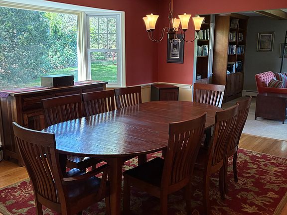2nd image of 55 Sheerman Ln