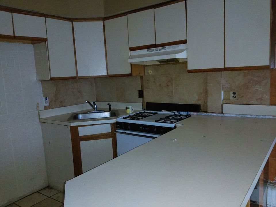2nd image of 1209 Kennedy Blvd APT 6