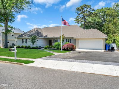 888 Westminster Drive, Toms River, NJ, 08753