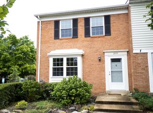 2777 Middlecoff Pl, Falls Church, VA 22043