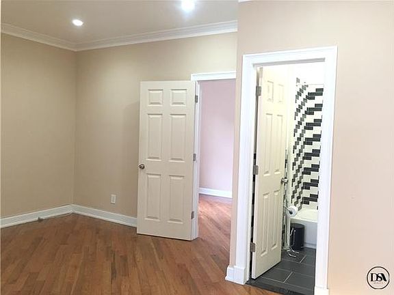 2nd image of 228 E 10th St APT 6