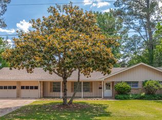 5216 Romany Dr, Jackson, MS 39211