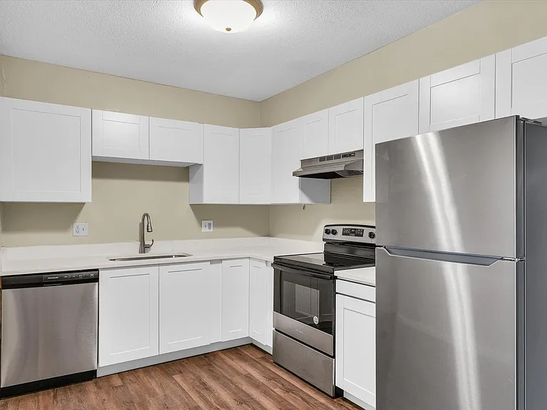2208 Todd Dr — Photo 24