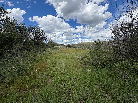 5th image of 7990 Stauffer Canyon Rd