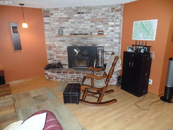 4th image of 6807 NE 62nd Ct