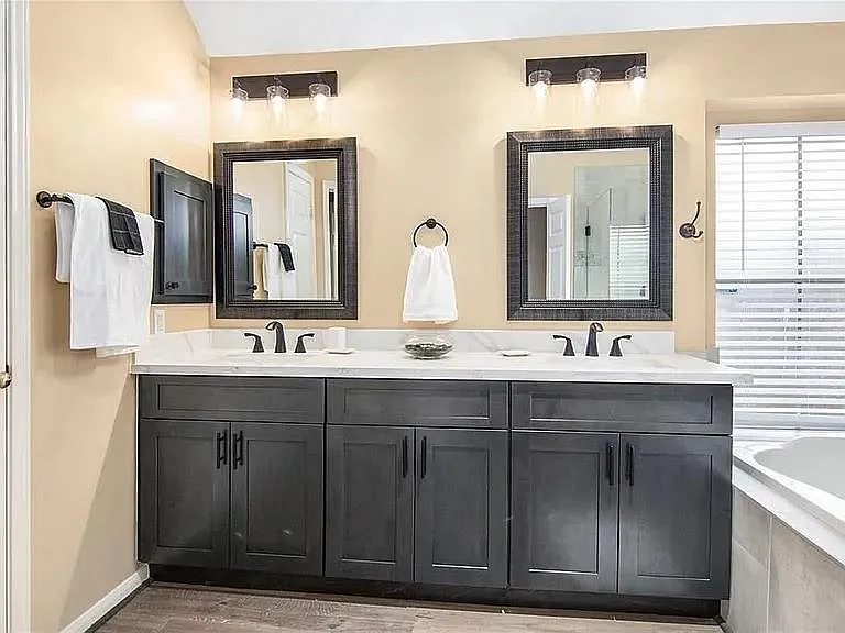 7207 Cambridge Cove Cir — Photo 16