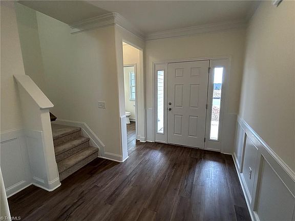 7th image of this home