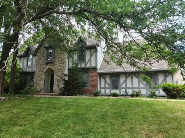 11700 Gillette St, Overland Park, KS 66210