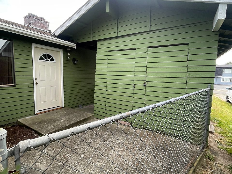 2nd image of 210-212 N 21st St