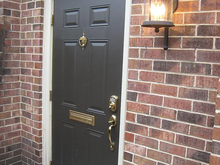 entrance to 1208 Eton Court condo.