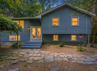 7 Hillcrest Dr, Acton, MA 01720