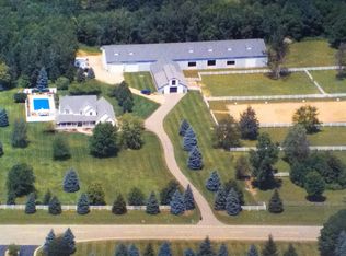 8261 60th St SE, Alto, MI 49302