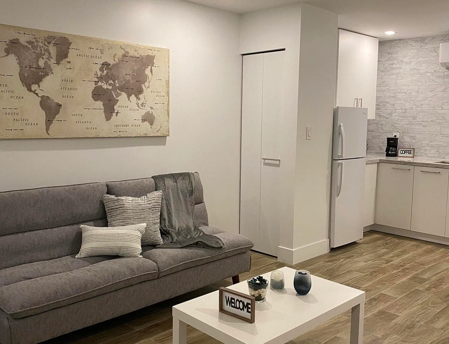 Studio, 1.0 bath, 200 sqft, $1,500 — Photo 2