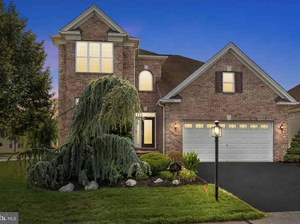 195 Roosevelt Dr, Yardley, PA 19067