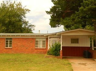 1933 Lariet Ln, Del City, OK 73115