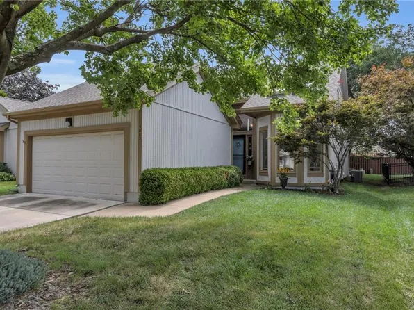 9003 W 121st St, Overland Park, KS 66213