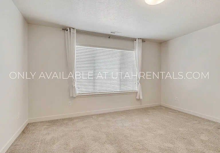 4249 E Hill View Dr — Photo 12