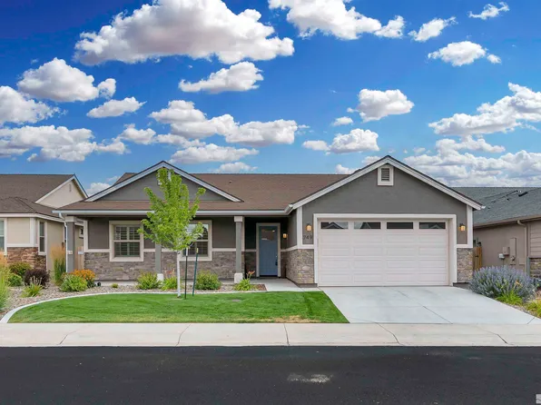 749 E Cottage Loop, Gardnerville, NV 89460