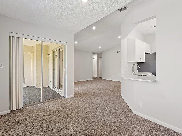 6531 Chasewood Dr #H — Photo 33