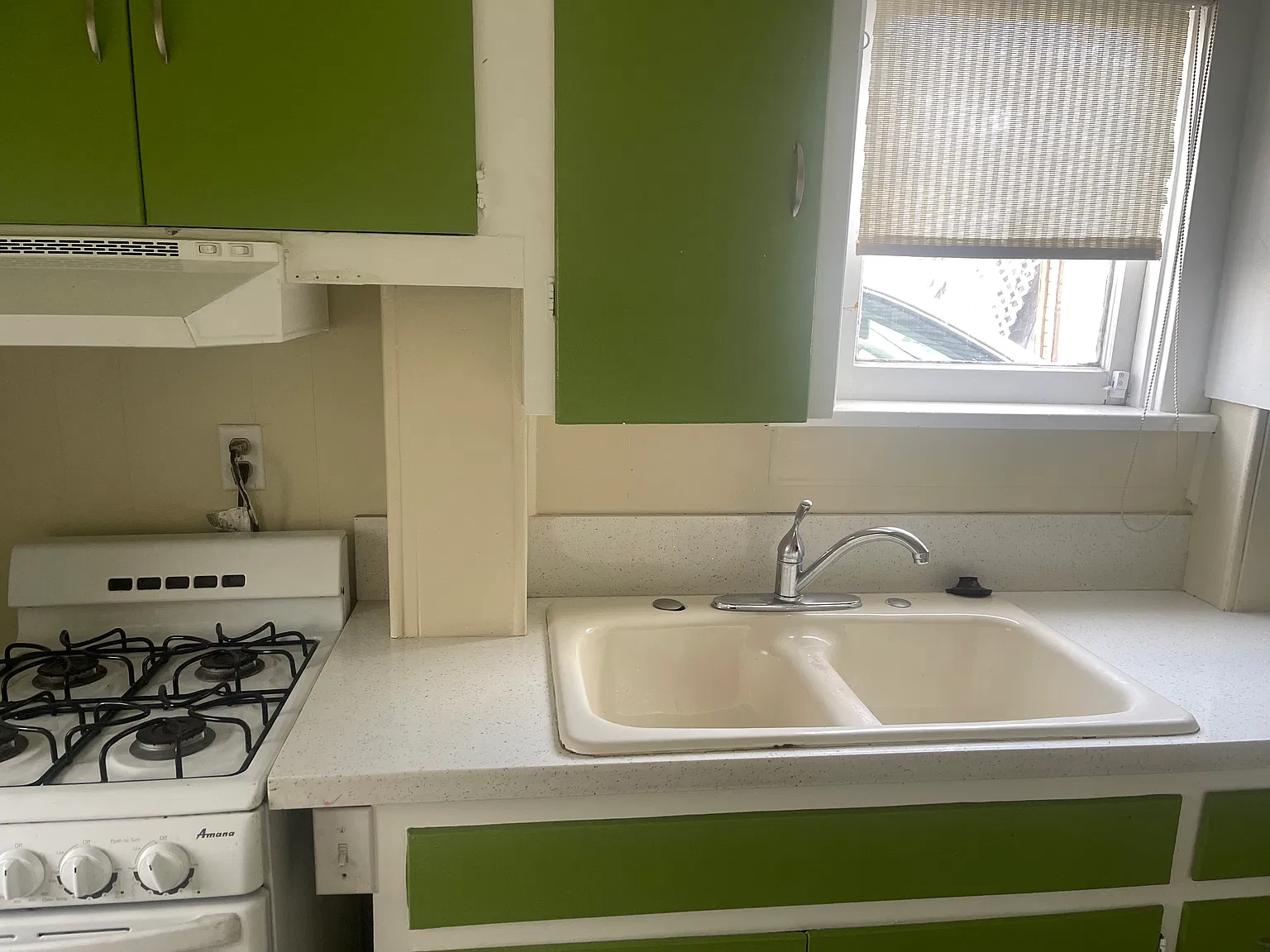 1 bed, 700 sqft, $1,995 — Photo 4