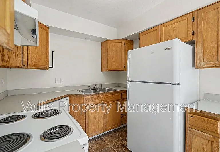5262 Springcrest Dr S — Photo 17