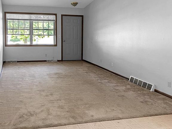 5th image of 468 Pine Tree DRIVE #468