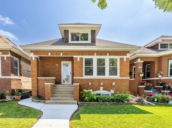 3035 N Luna Ave, Chicago, IL 60641