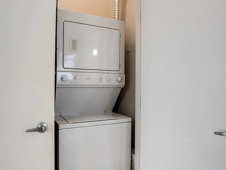 1435 Chapin St NW #206 — Photo 15