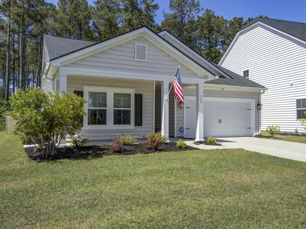 117 Camellia Bloom Dr, Moncks Corner, SC 29461