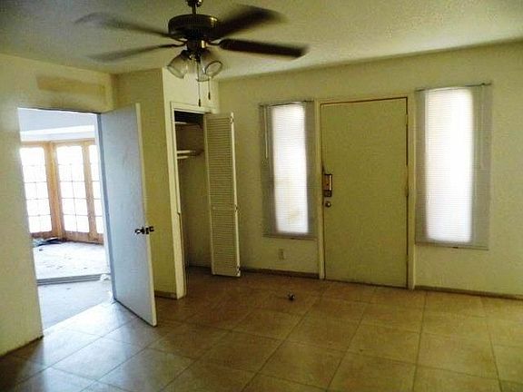 2nd image of 4918 Elaina Ave
