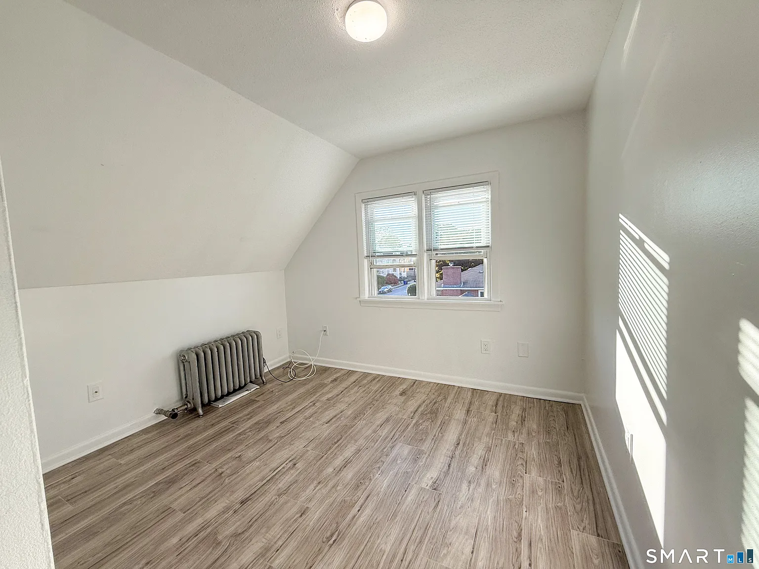 2 bed, 1.0 bath, 750 sqft, $1,750 — Photo 4