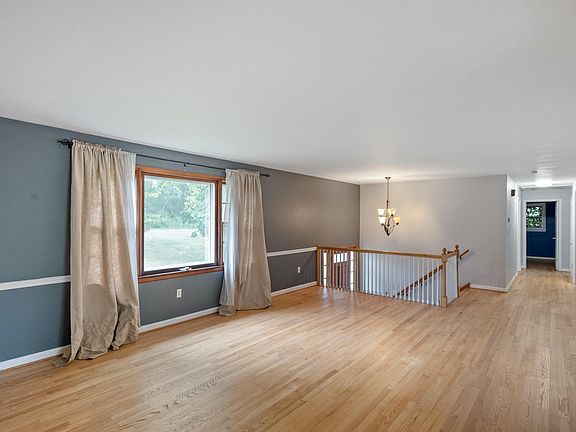 5th image of 25520 Jarl Dr