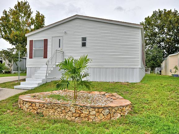2nd image of 15840 State Road 50 #195