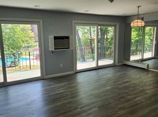 48 Fernview Ave APT 12, North Andover, MA 01845