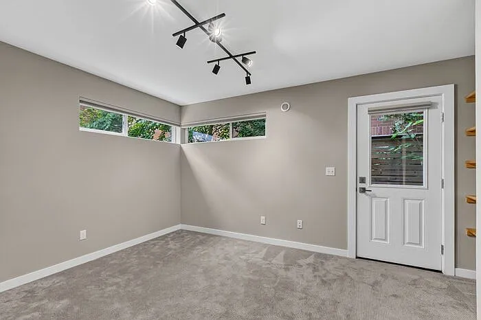 4107 SW Oregon St — Photo 15