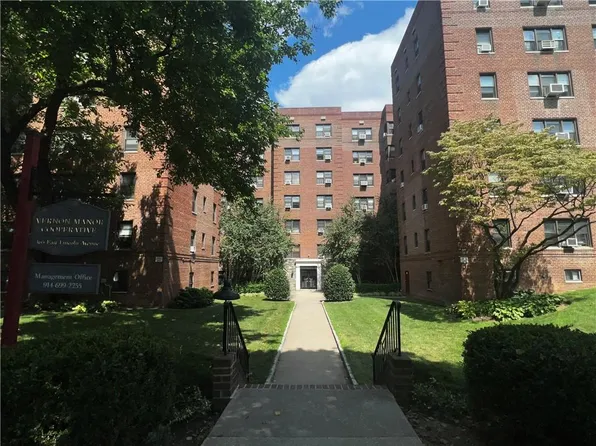 465 E Lincoln Avenue #420, Mount Vernon, NY 10552