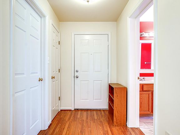 5th image of 13101 Millhaven Pl #9E