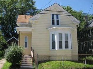 5 Young Ave, Providence, RI 02908