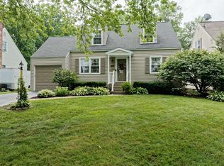 2336 Niskayuna Dr, Niskayuna, NY 12309