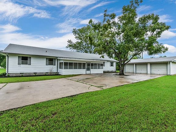 2nd image of 3751 Kildare Dr