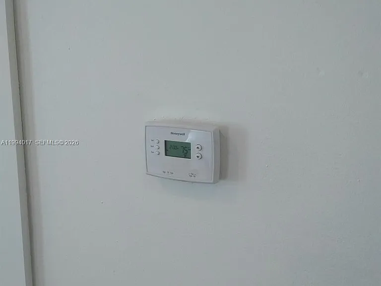 750 Jefferson Ave #7 — Photo 14