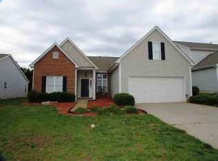9406 Scotland Hall Ct, Charlotte, NC 28277