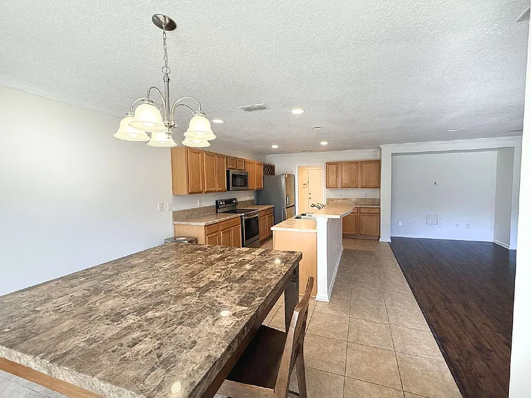 436 Bostwick Cir — Photo 11