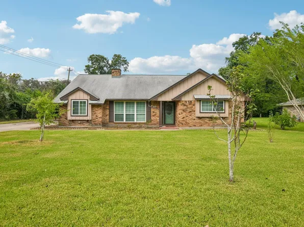 401 Southern Oaks Dr, Lake Jackson, TX 77566