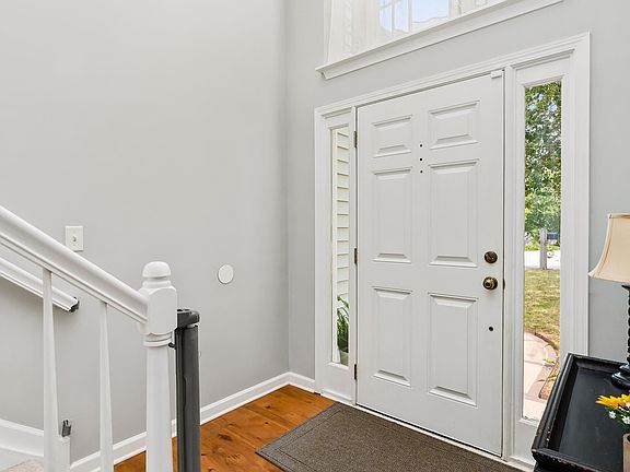 5th image of 112 Red Holly Ridge Ct