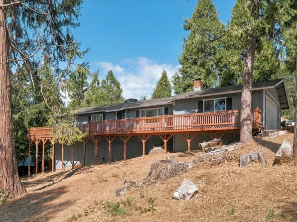 33298 Vista Dr W, North Fork, CA 93643