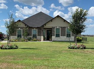 523 Longhorn Trl, Angleton, TX 77515