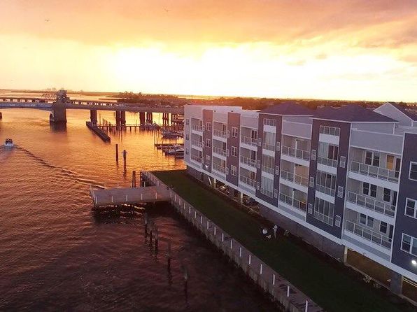 100 Waterview Rd APT 404